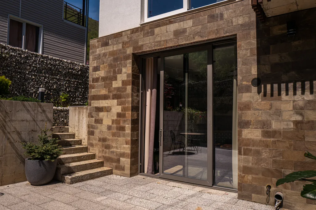 2-х комнатные апартаменты с выходом на патио