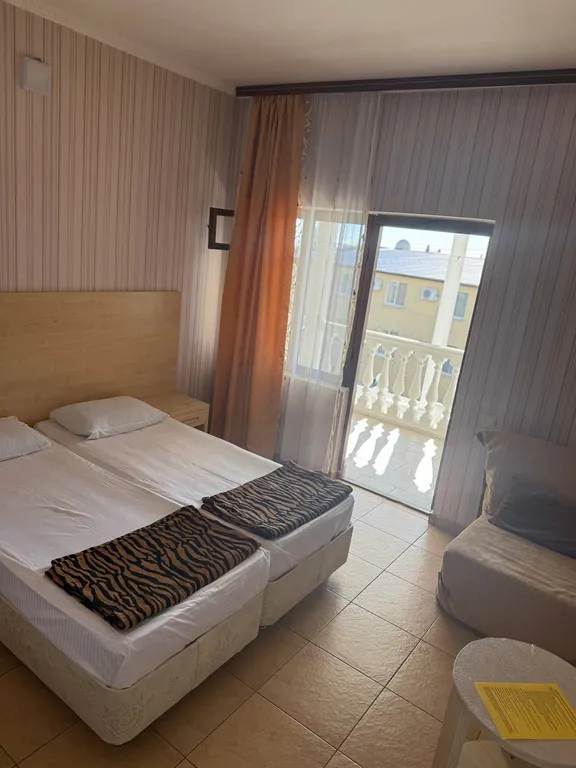 Квартира Комната — аренда посуточно в Лоо