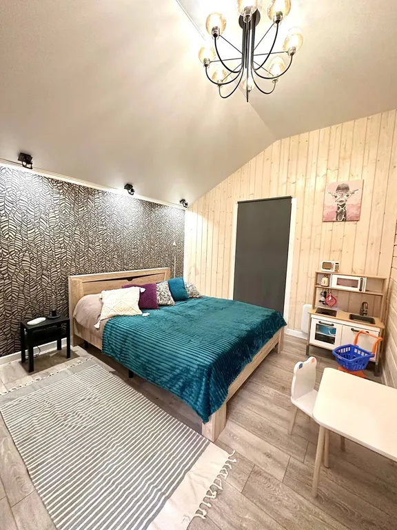 Коттедж Красивый дом с 2 спальнями — Ропша