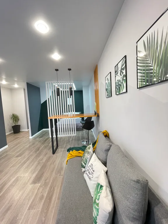 Стильная Монстера 1-комнатная