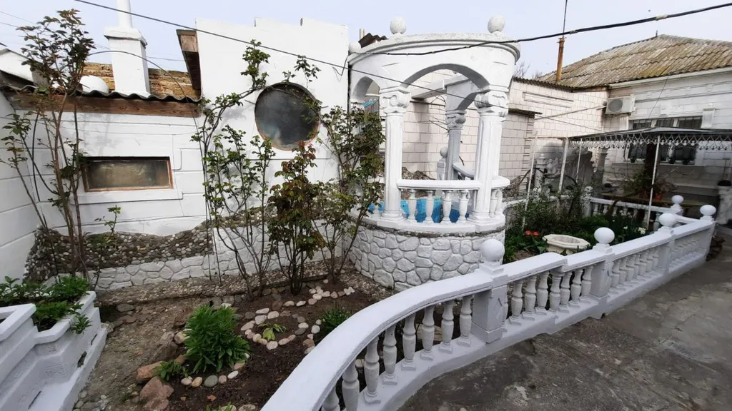 Коттедж Дом на берегу моря — аренда посуточно в Евпатория