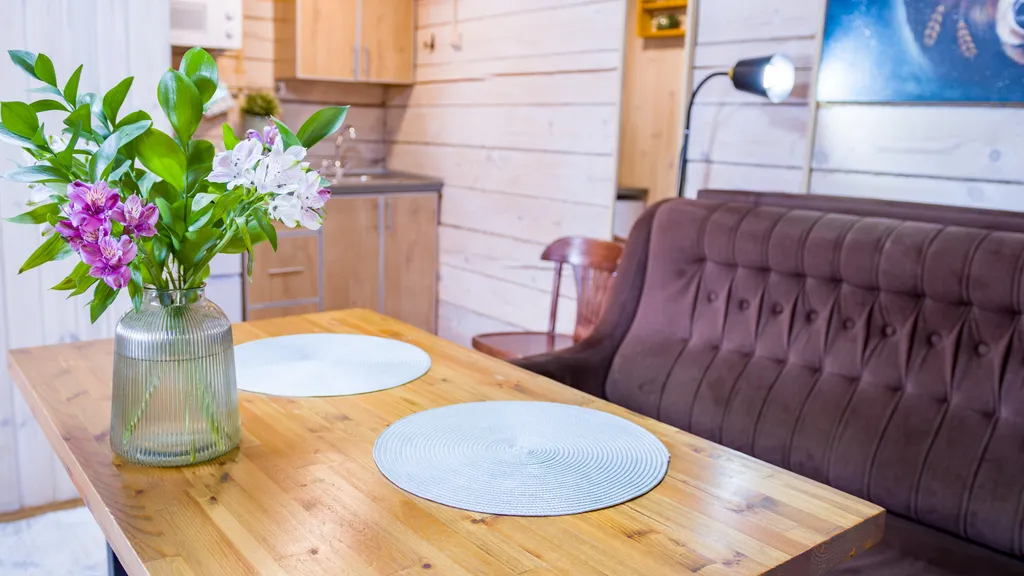 Дом на берегу озера