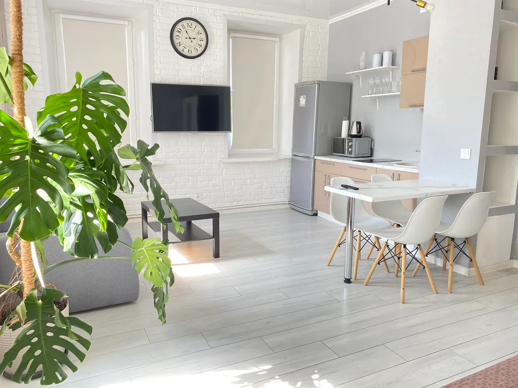 Красивая атмосферная студия