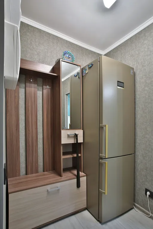 Lux Blue apartment с ванной и большим ТВ (1ый ЖК от метро, 700 метров)