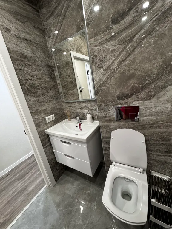 Дизайнерская студия с джакузи