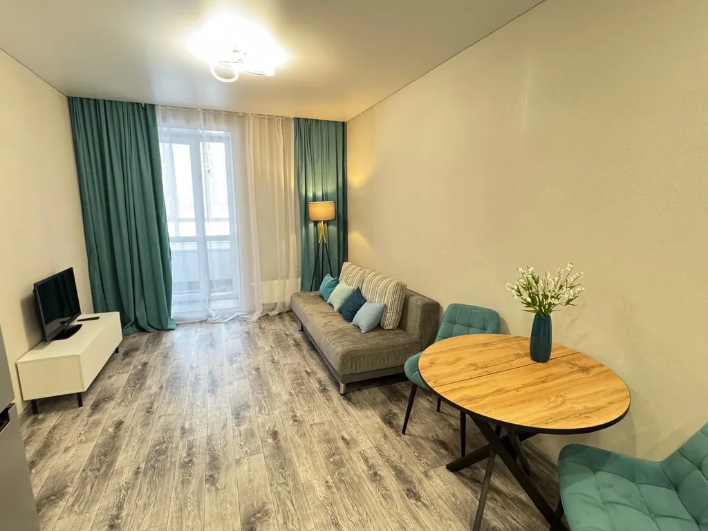 Красивая квартира у реки