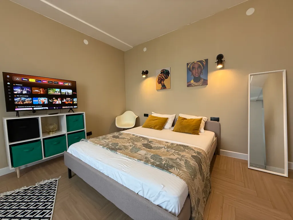 Квартира Дизайнерские апартаменты — Екатеринбург