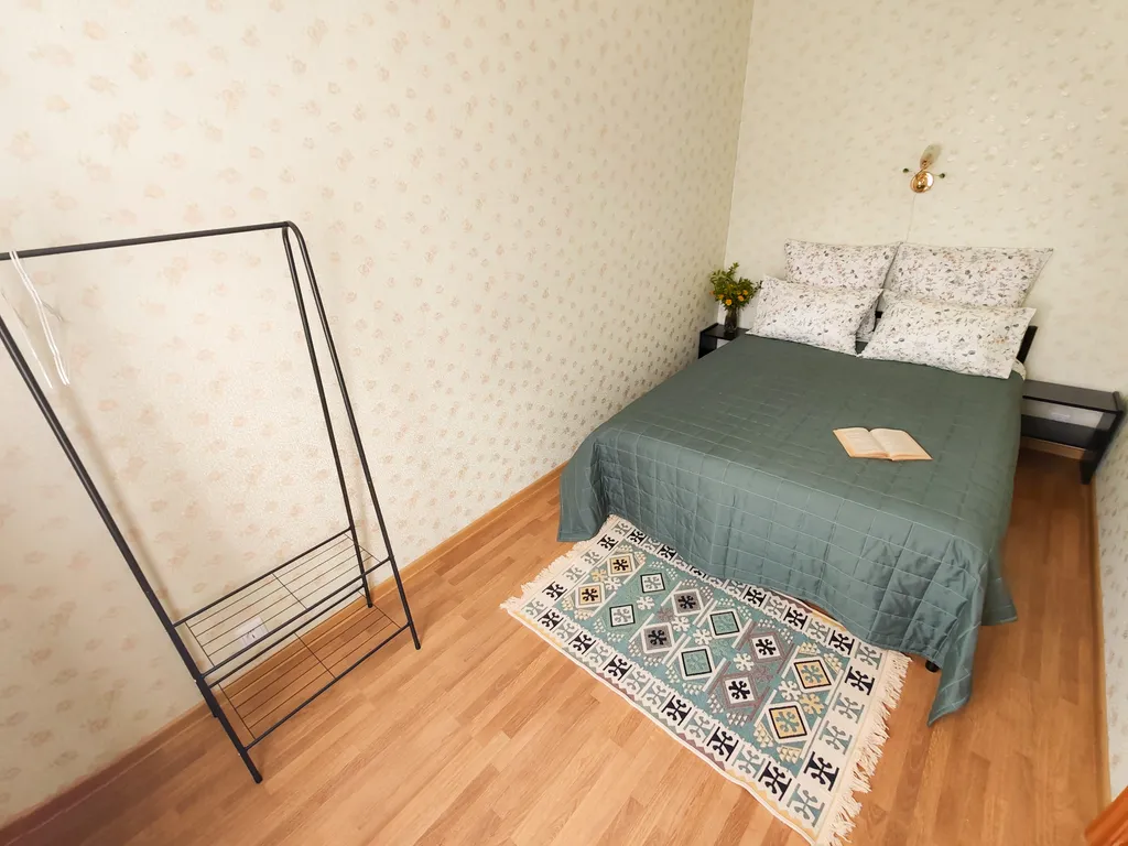 Светлая 2-комнатная квартира с библиотекой на Студенческом бульваре у ПетрГУ