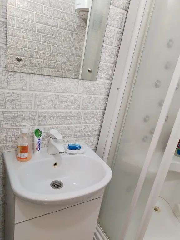 Уютная очень красивая студия, рядом Аура, жд, аэропорт, парк, кафе