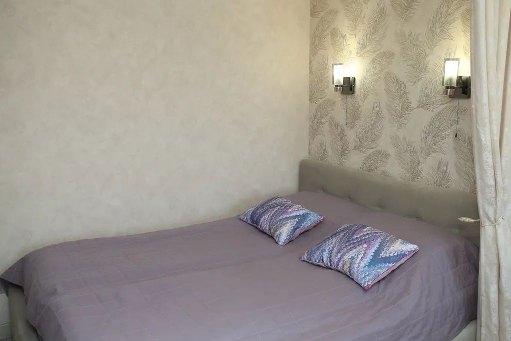 Апартамент в новом доме у метро Заречная в 20 минутах от центра