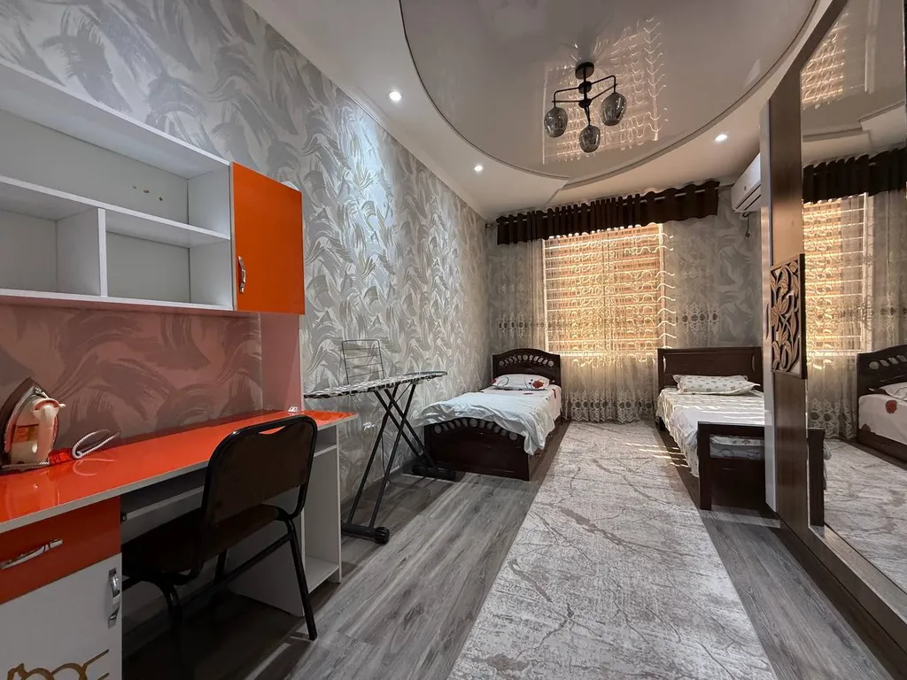 4-комнатная Квартира