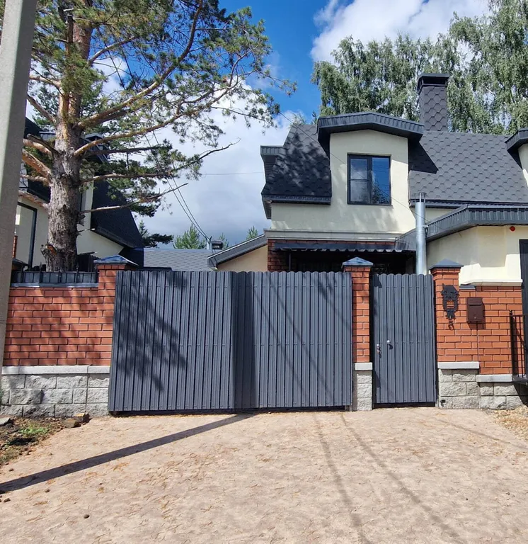 Коттедж 3-комнатный Дом — аренда посуточно в Зелёная Поляна