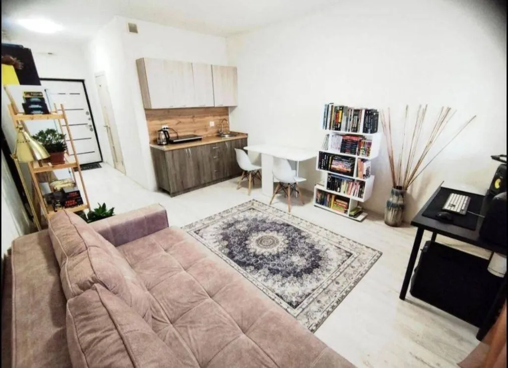 Уютная студия около метро Новокосино