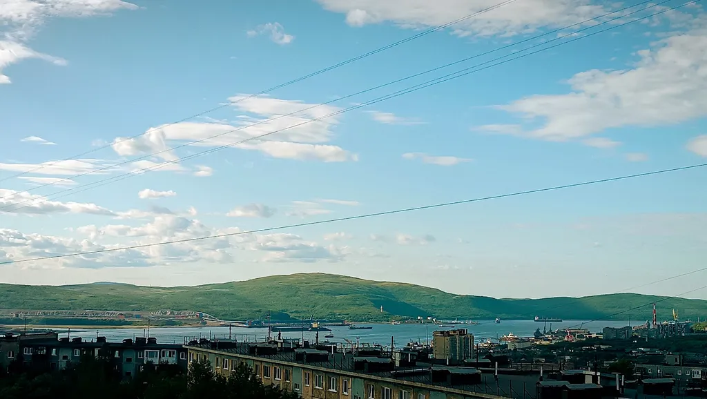 Просторная квартира с видом на залив