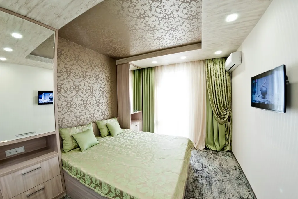 Евродвушка с дизайнерским ремонтом (рядом с ОГУ)