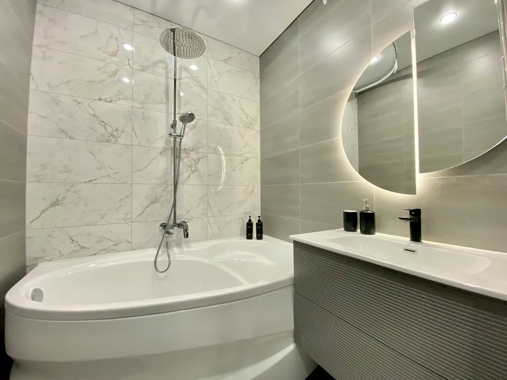 Просторная, красивая квартира в центре с прекрасным видом на реку и на город