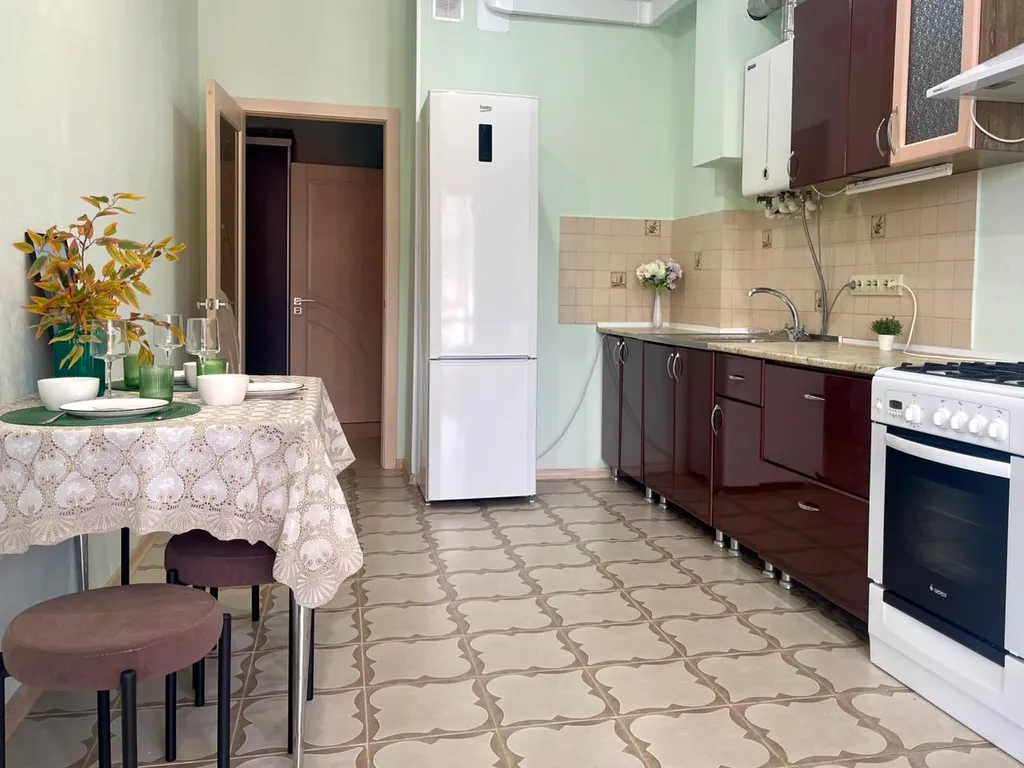 Квартира Просторная квартира в пяти минутах от пляжа — Геленджик