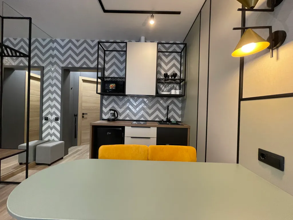 Hotels-Braun рядом с ТЦ Европа