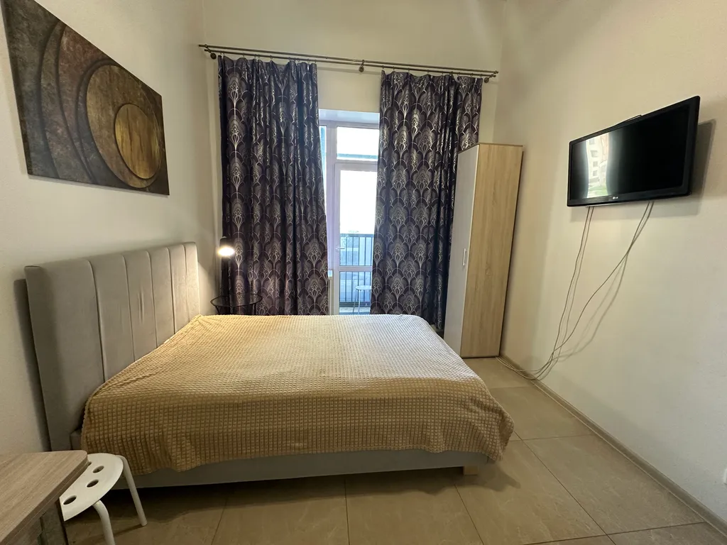 Квартира Квартира Уютная студия с балконом в центре города — Березовский