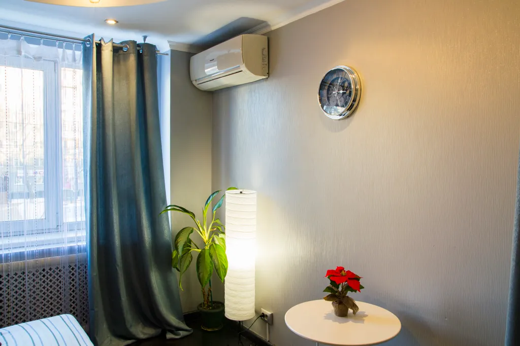 Квартира Уютная квартира с подсветкой рядом с парком — Омск