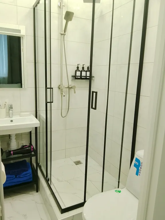 Красивая и уютная студия вблизи метро недалеко от центра