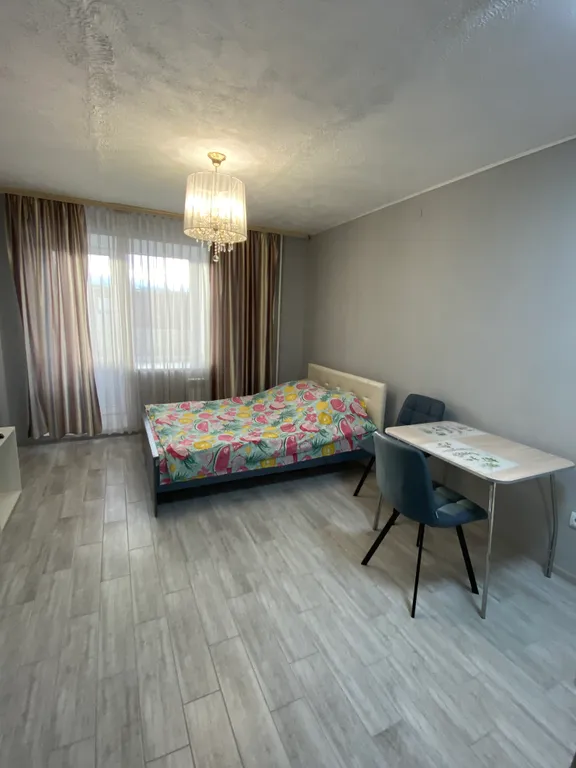 Уютная и чистая квартира с удобным заездом в город и большой парковкой — аренда посуточно в Вологда