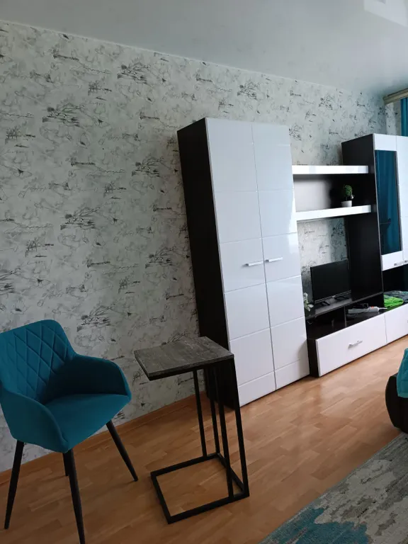 Квартира уп в г. Кинешме на берегу р. Волга. Работаем  с юр. л по б/н