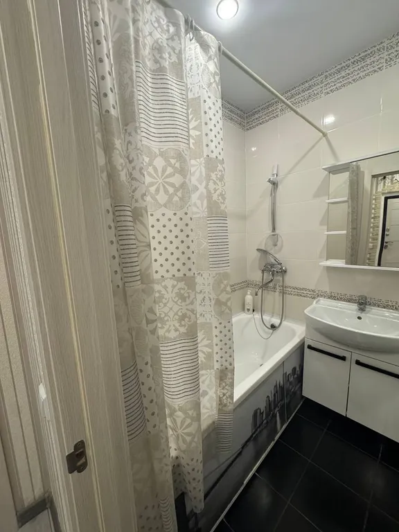 Уютная квартира рядом с загородным шоссе и городом еды