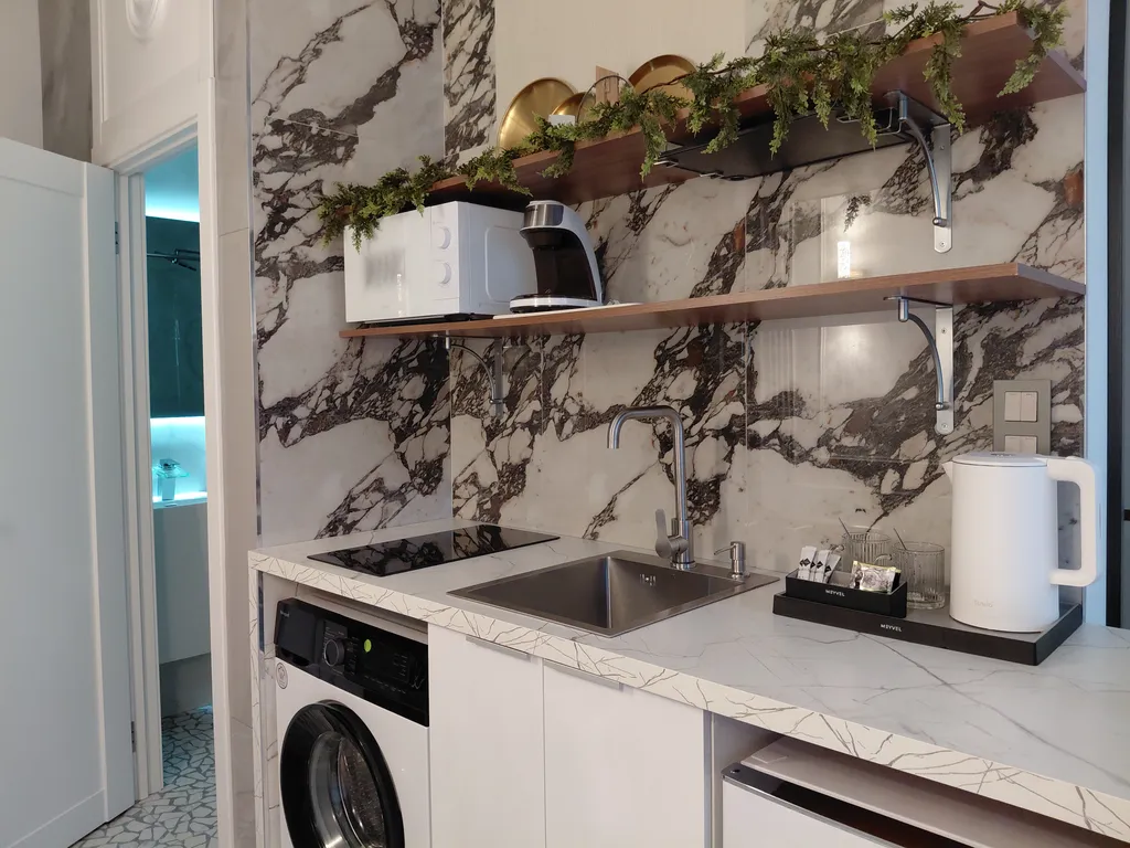 Бизнес-апартаменты PLAZA - парковка, кухня, стиральная машина, СмартТВ