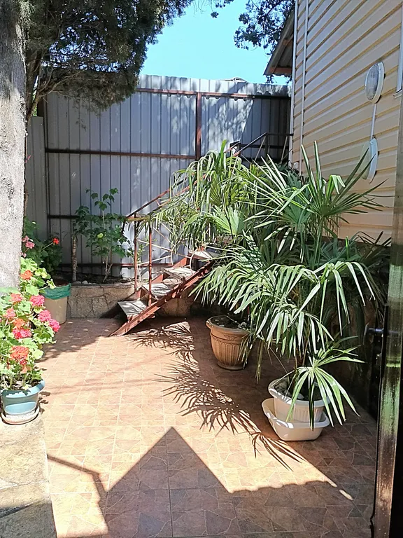 Студия с балконом