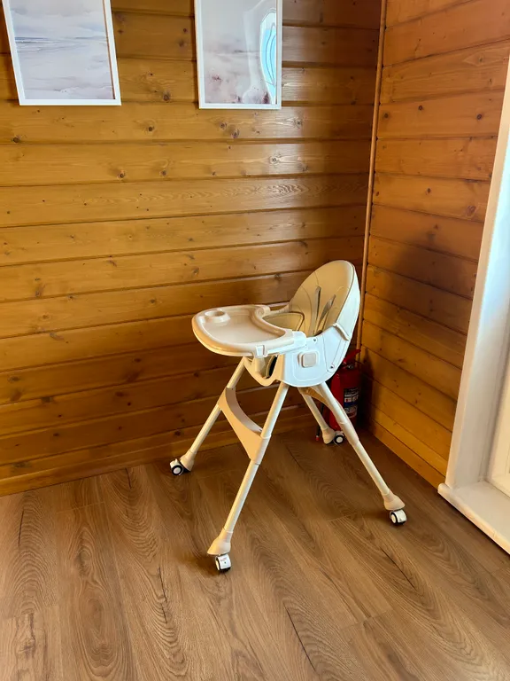 Дом в лесу с баней и видом на Волгу