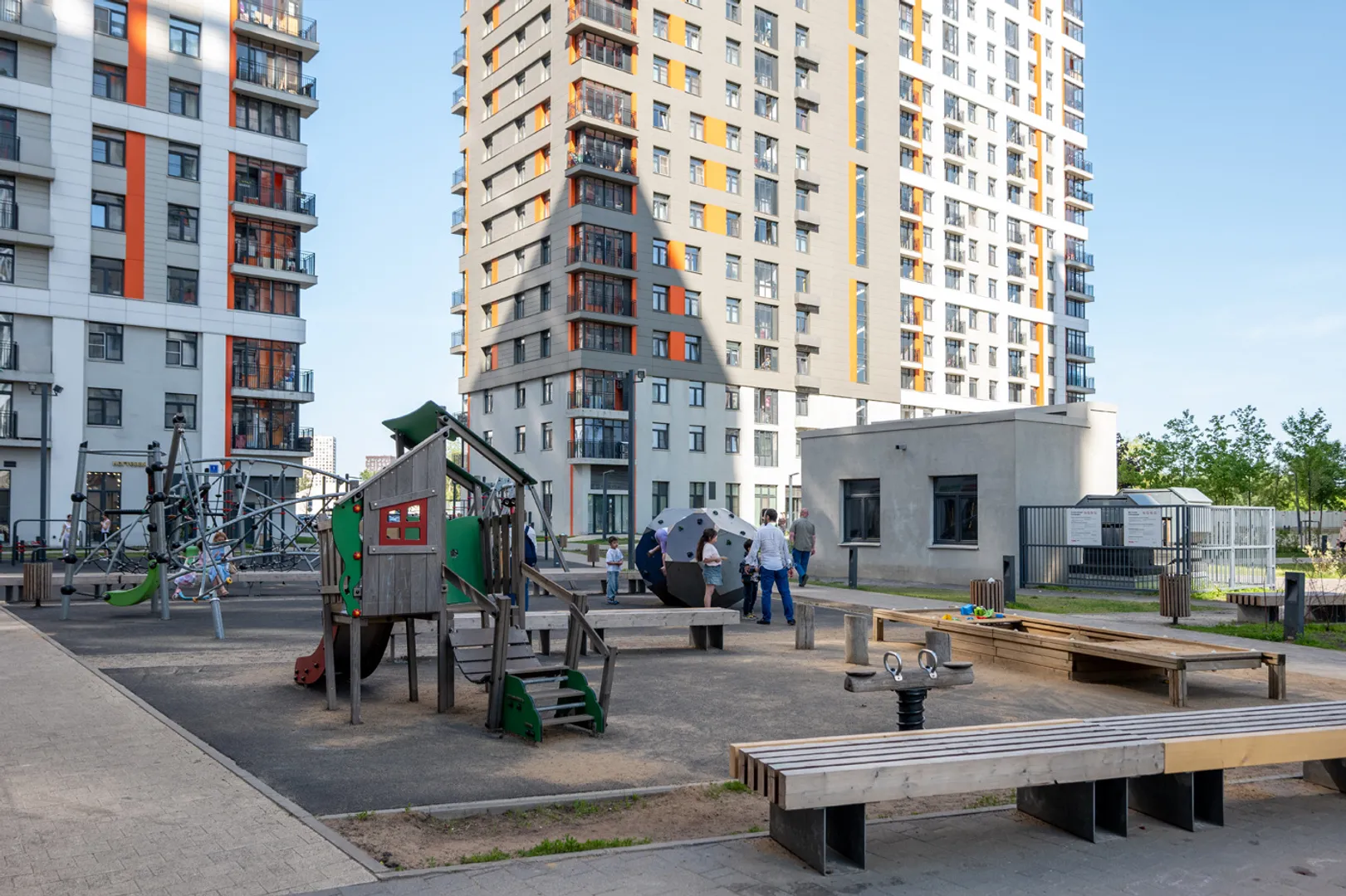 Закрытый двор. Детская площадка 