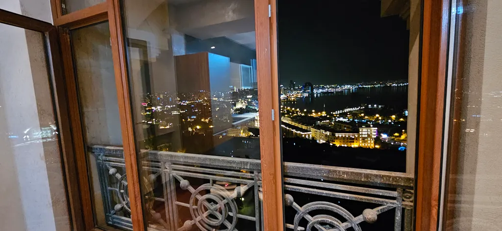 Квартира с видом на море и город