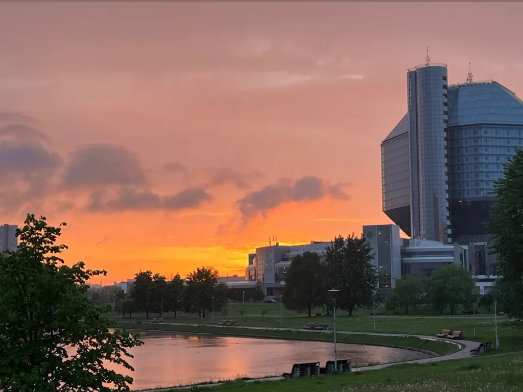 3-комнатная квартира с дизайнерским ремонтом в Маяке Минска