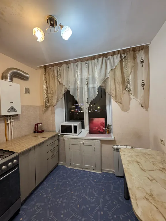 Квартира Квартира в центре города с видом на город — Элиста