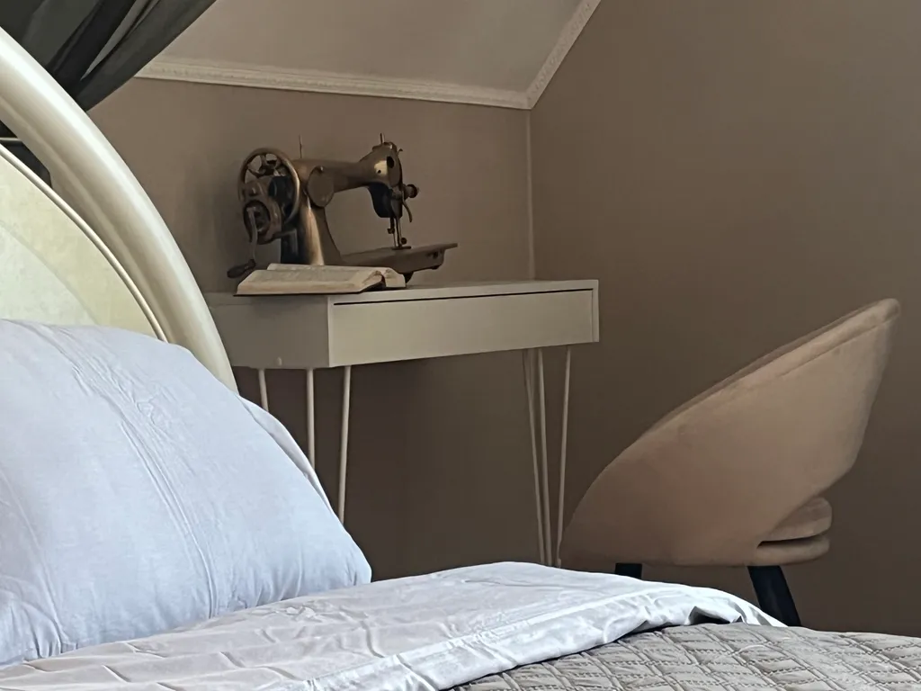 Коттедж на берегу Невы с lounge в гараже