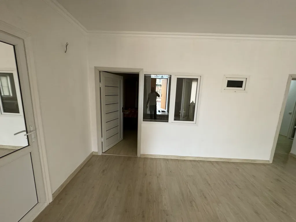 6-комнатный Дом