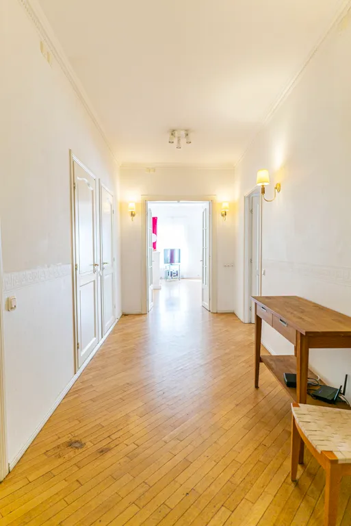 Квартира с большой гостиной с видом