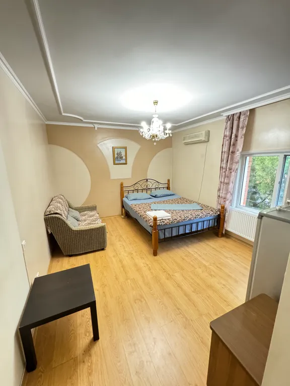 Квартира Квартира Двухкомнатный номер на 3-м этаже — Геленджик