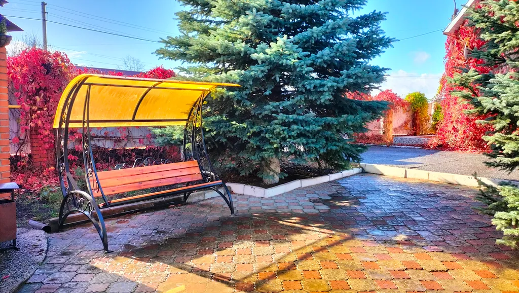 Дом - коттедж У Федота в черте города