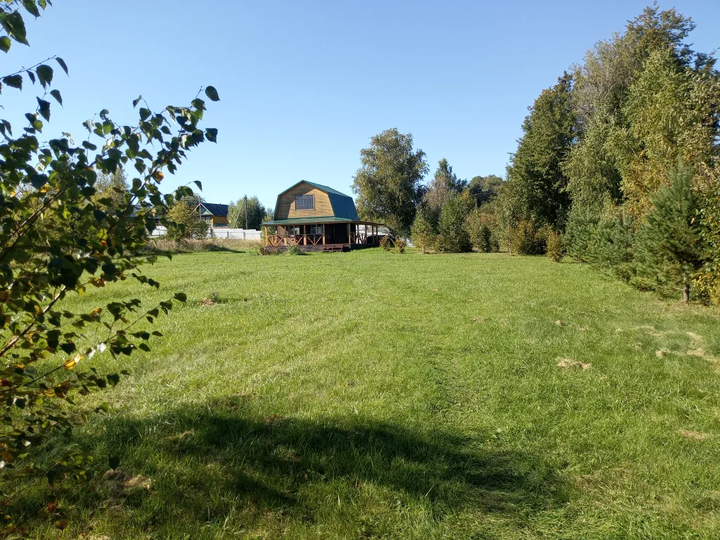 Дом с видом на озеро