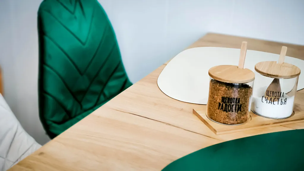 Квартира в самом центре, с огороженной парковкой.