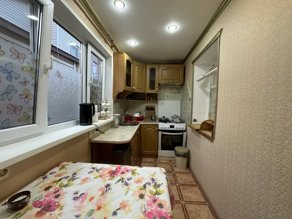 Дом под ключ с бассейном и стоянкой для авто на пл. Первомайской