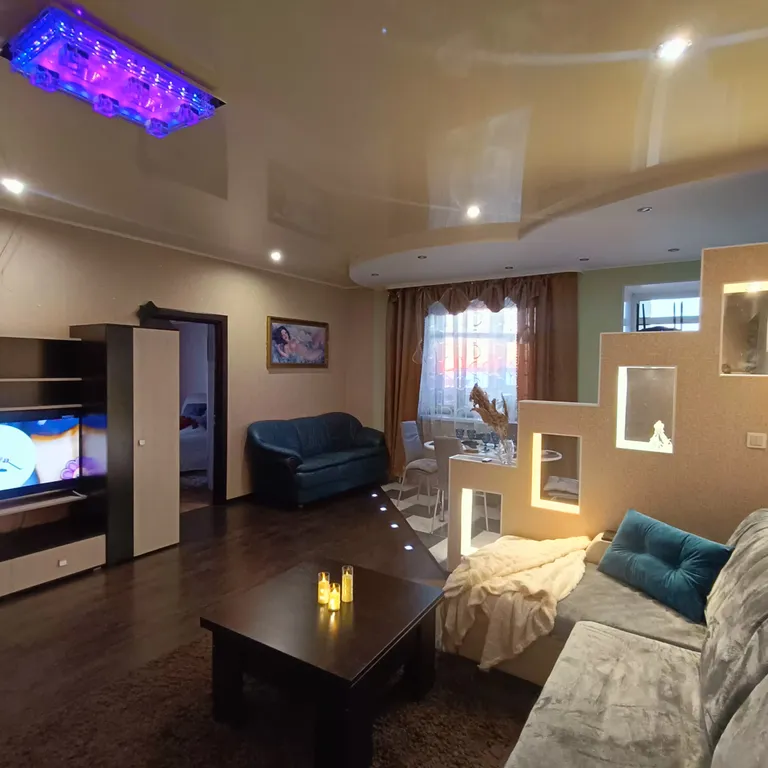 Уютная трёхкомнатная квартира с видом на залив в центре города