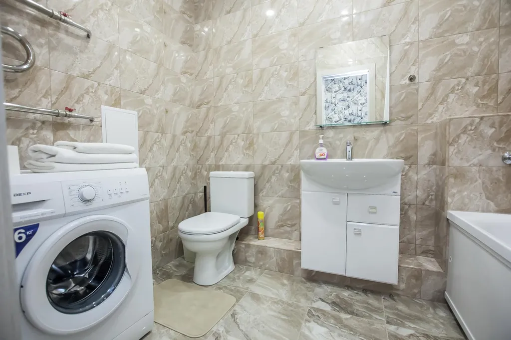 Просторные двухкомнатные апартаменты в стильном районе города