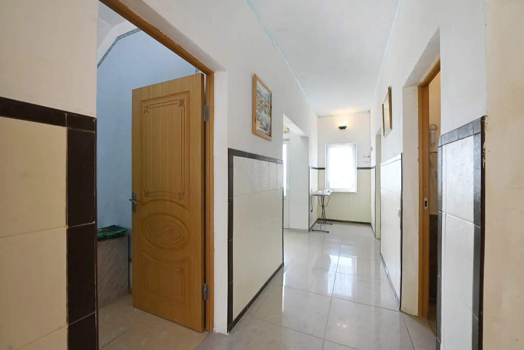 Этаж в коттедже с уникальным видом, 3 спальнями и кухней