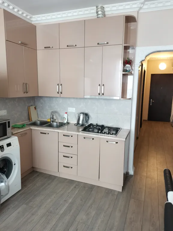 Квартира 2-комнатная Квартира — Батуми