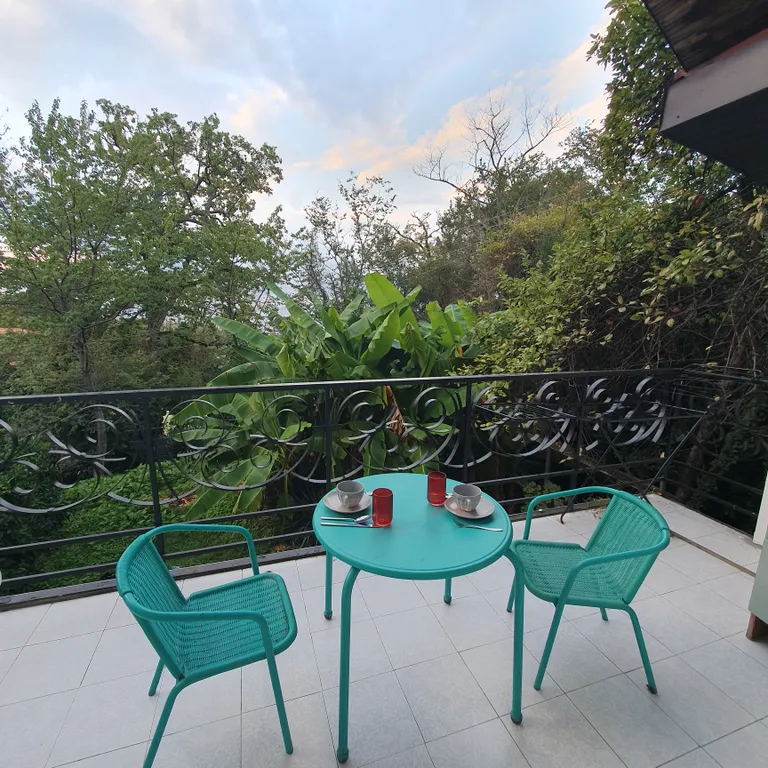 Квартира Комната с балконом — Нижнее Учдере