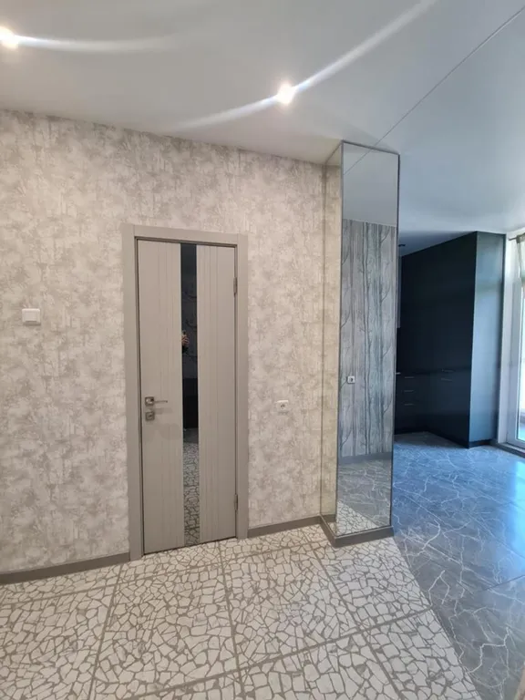 Уютная квартира-студия на Российском проспекте