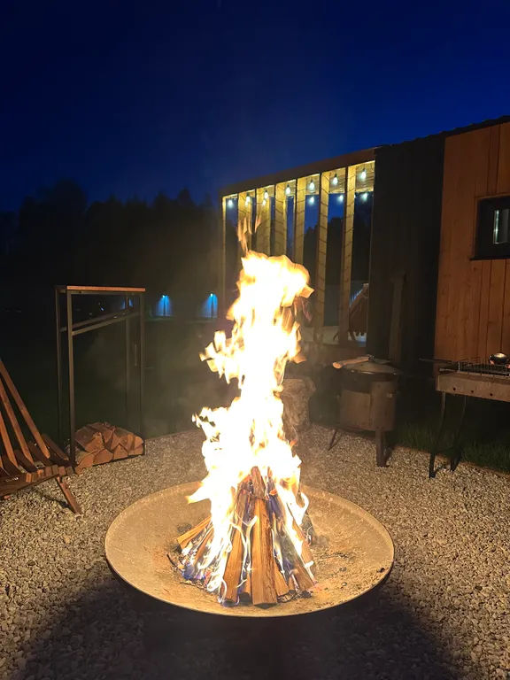 Коттедж Дом с террасой на берегу реки — Логиново